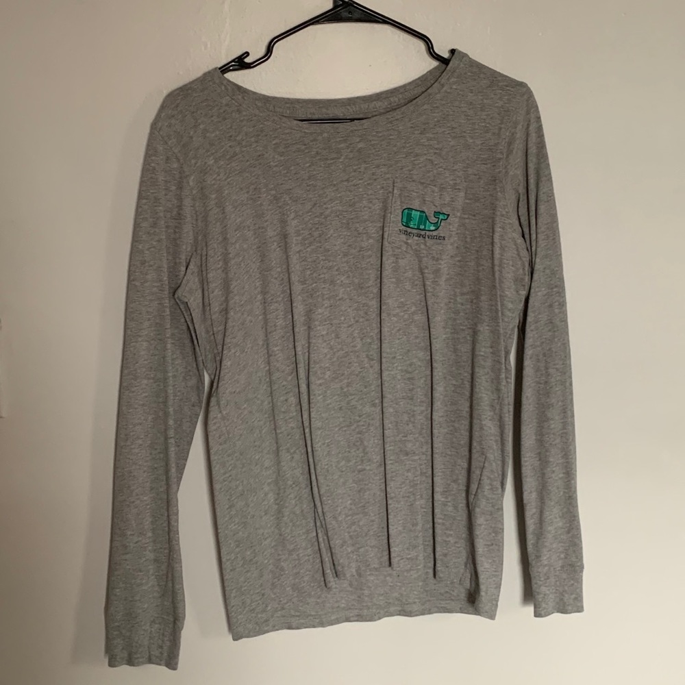 Long sleeve vineyard vines shirt